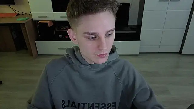 angryzan online show from February 2026 07:45:02 AM