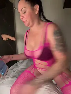 IvyWylde online show from December 2024 10:46:02 PM