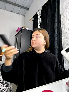 Snapshot of Sofia_Queen17 chatting on December 2025 11:08:01 AM Sofia Queen17 online show from December 2025 11:08:01 AM