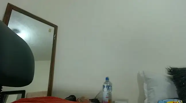 Snapshot of hairy_pussywet chatting on March 2025 01:21:02 AM hairy pussywet online show from March 2025 01:21:02 AM