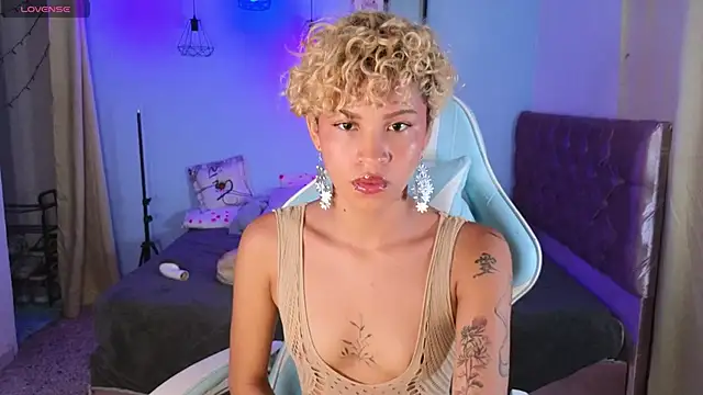 Peggy Funn online show from January 2025 11:26:01 PM