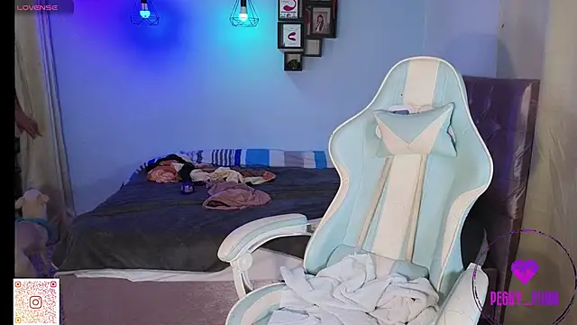 Peggy Funn online show from January 2025 12:16:02 AM