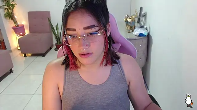 Snapshot of littleangel1_m chatting on January 2025 10:03:01 PM littleangel1 m online show from January 2025 10:03:01 PM