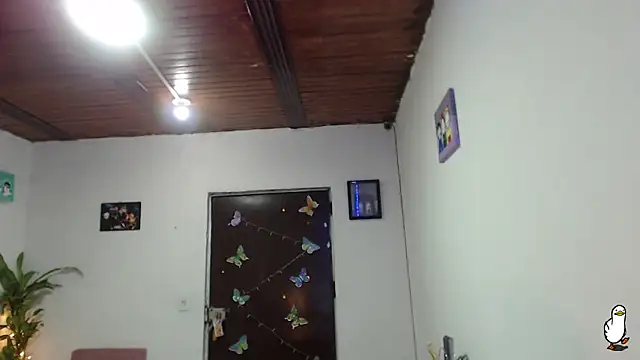 Snapshot of littleangel1_m chatting on January 2025 01:04:02 AM littleangel1 m online show from January 2025 01:04:02 AM