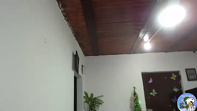 Snapshot of littleangel1_m chatting on December 2025 12:18:02 AM littleangel1 m online show from December 2025 12:18:02 AM