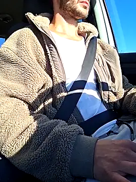 Zeefy online show from October 2025 08:01:01 AM