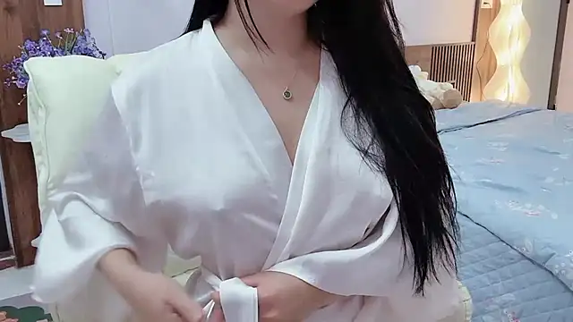  Ely  online show from October 2025 03:48:02 AM