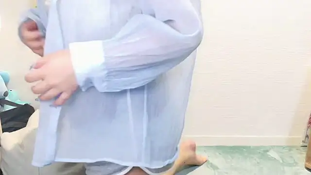 YUTSU KI online show from March 2025 04:13:02 PM