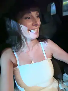 therealbeverlycious online show from December 2024 08:14:02 PM