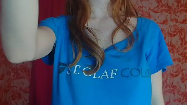 strawberrysmoothie online show from February 2025 06:32:01 AM