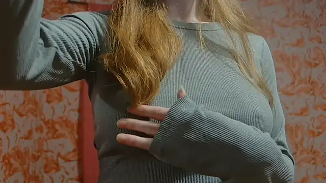 strawberrysmoothie online show from February 2025 02:39:02 AM