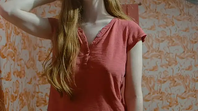 strawberrysmoothie online show from September 2025 03:10:02 AM