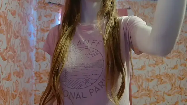 strawberrysmoothie online show from April 2026 06:54:02 PM