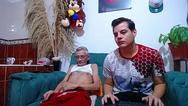 Leon hot X online show from March 2025 07:30:01 AM