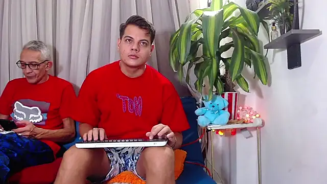 Leon hot X online show from February 2026 07:46:01 PM