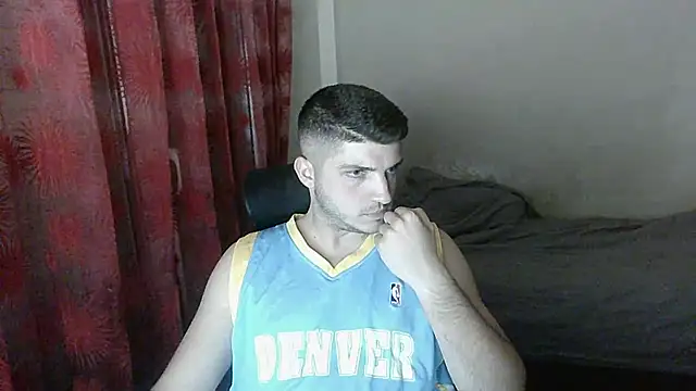 Snapshot of BoiWhore chatting on September 2025 04:34:01 PM BoiWhore online show from September 2025 04:34:01 PM