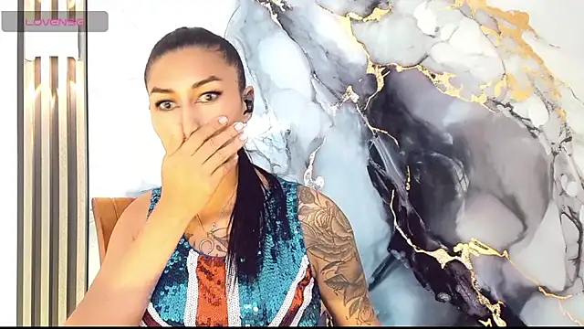 khiara moretti online show from January 2026 07:26:01 PM