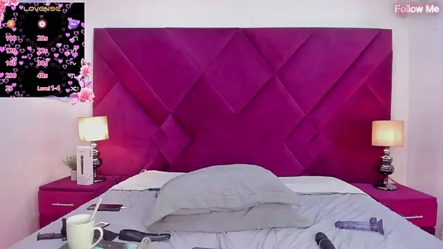 Agathaargent  online show from December 2024 11:44:01 AM