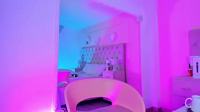 Agathaargent  online show from December 2024 12:17:01 AM