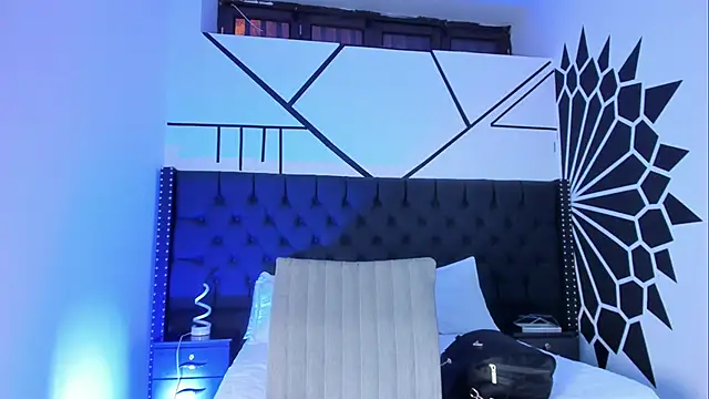 Agathaargent  online show from March 2025 04:47:01 AM