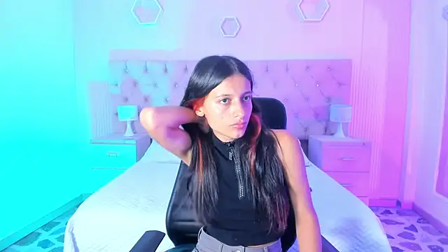 Agathaargent  online show from October 2025 04:26:01 AM