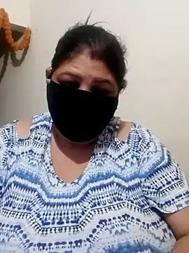 Shoni   online show from December 2024 06:19:01 PM