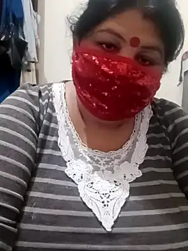 Shoni   online show from December 2024 06:55:02 PM