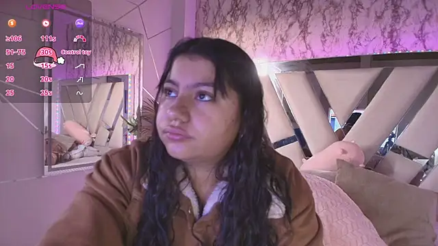 Miaa Smiith1 online show from December 2024 11:39:02 AM