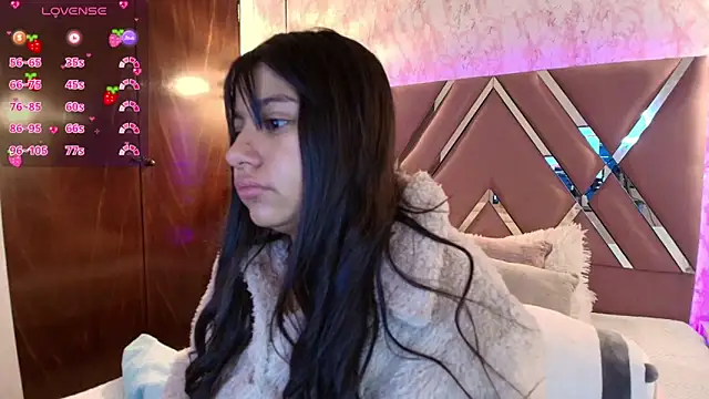 Miaa Smiith1 online show from February 2025 12:16:01 PM