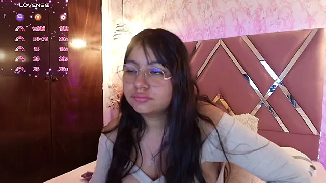 Miaa Smiith1 online show from February 2025 12:11:02 PM