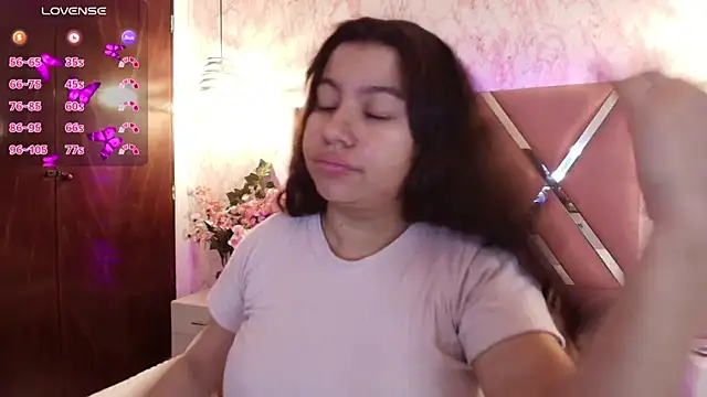 Miaa Smiith1 online show from February 2025 12:16:01 PM