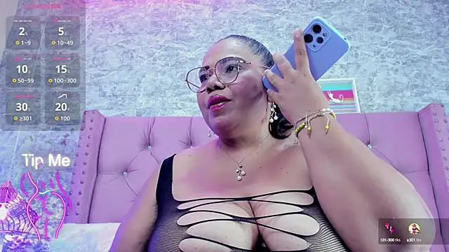 AshleyGrahams online show from September 2025 08:58:02 PM