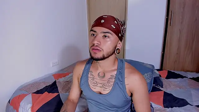 ftmphilip  online show from January 2025 10:02:02 PM