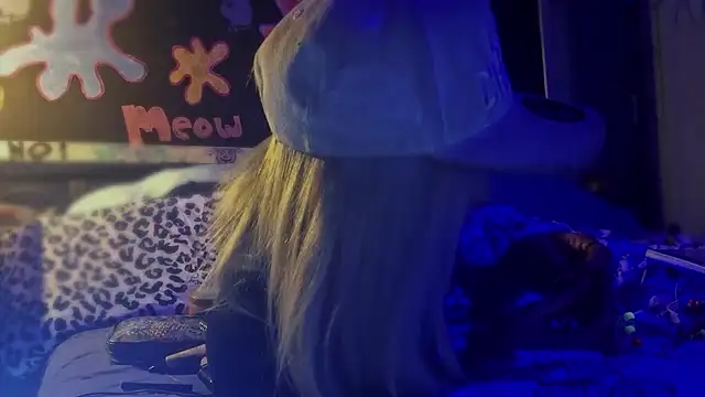 watermellonpussy online show from February 2025 03:58:02 AM