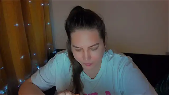  madalexa  online show from December 2024 09:29:02 PM