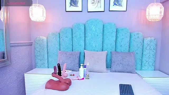 Sara Vanegas online show from January 2025 03:25:01 PM