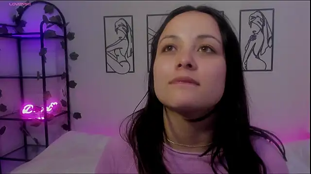 Megan Rodrigo online show from January 2025 07:51:02 PM