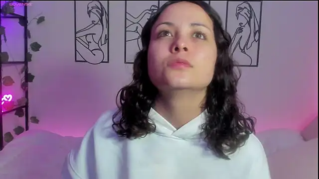 Megan Rodrigo online show from February 2025 07:35:02 PM