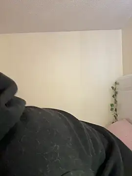 Snapshot of Megan_Rodrigo chatting on February 2026 01:51:01 PM Megan Rodrigo online show from February 2026 01:51:01 PM