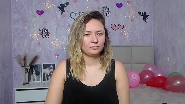 SallyVerda online show from February 2025 10:02:01 PM