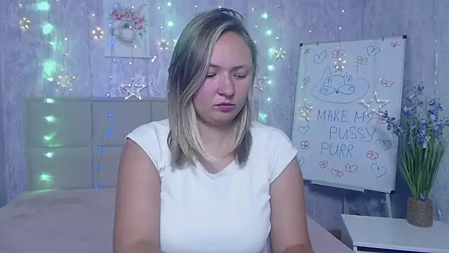 SallyVerda online show from October 2025 06:16:02 PM