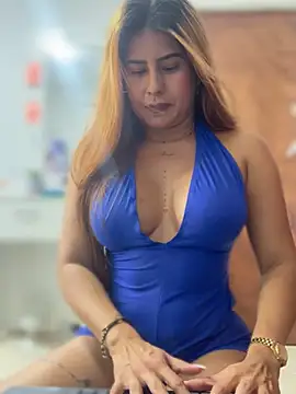 Amber Martins  online show from March 2025 03:01:01 AM