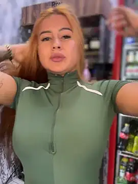 Amber Martins  online show from March 2025 05:31:01 PM