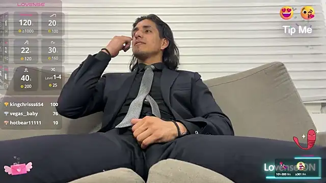 Tom blunt96 online show from February 2025 11:42:01 PM