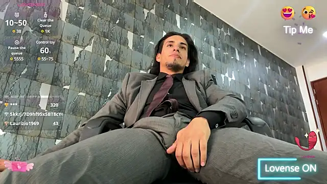 Tom blunt96 online show from March 2025 12:05:02 PM