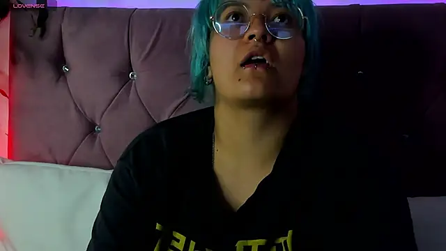 lucky-leah online show from February 2025 03:21:02 AM