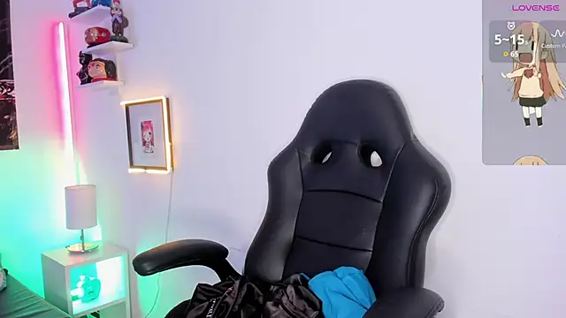 lucky-leah online show from September 2025 03:49:01 AM