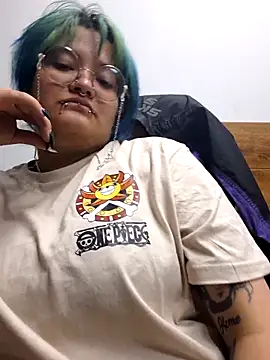 lucky-leah online show from March 2026 03:44:02 AM