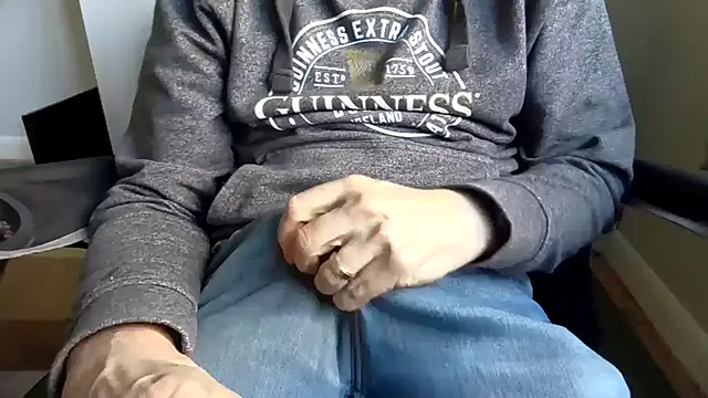 hornyguyuk1973 online show from March 2026 08:21:01 AM