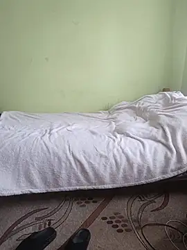 niesmialy39oon online show from October 2025 01:12:02 PM